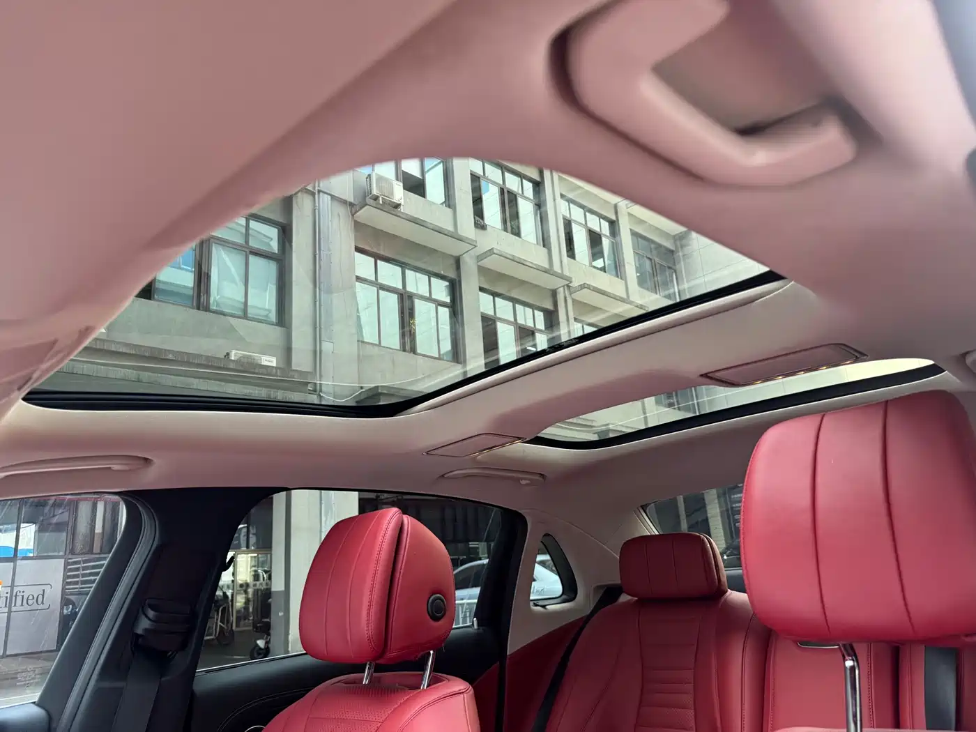 Mercedes-Benz E-Class 2016 E 300 L Sport Fashion Type фото 32