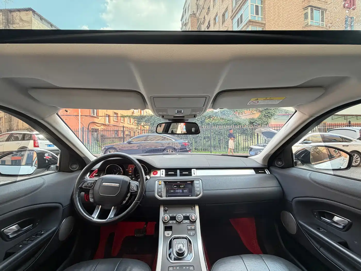 Land Rover Range Rover Evoque 2017 2017 2.0T SE Smart Shine Edition