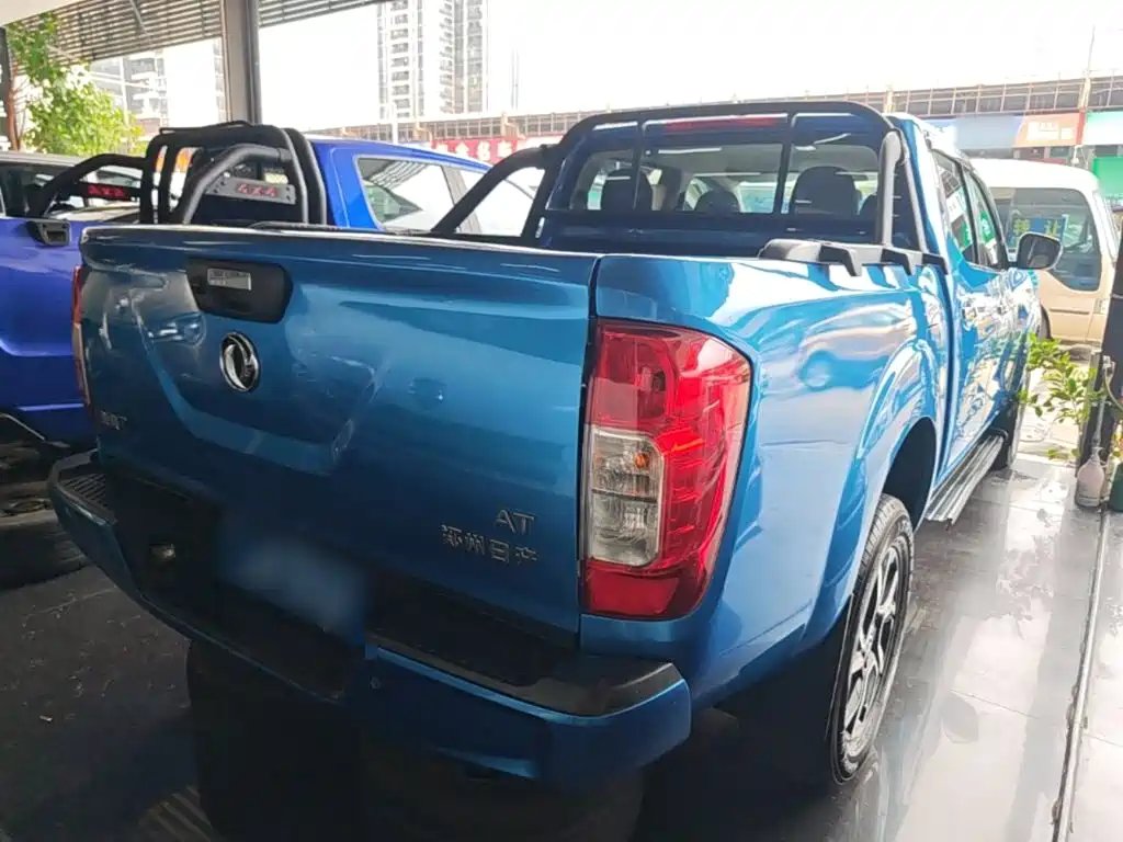 Dongfeng Rich 7 2023 2022 2.3T Automatic 4WD Diesel Standard Long Flat Cargo Box M9T