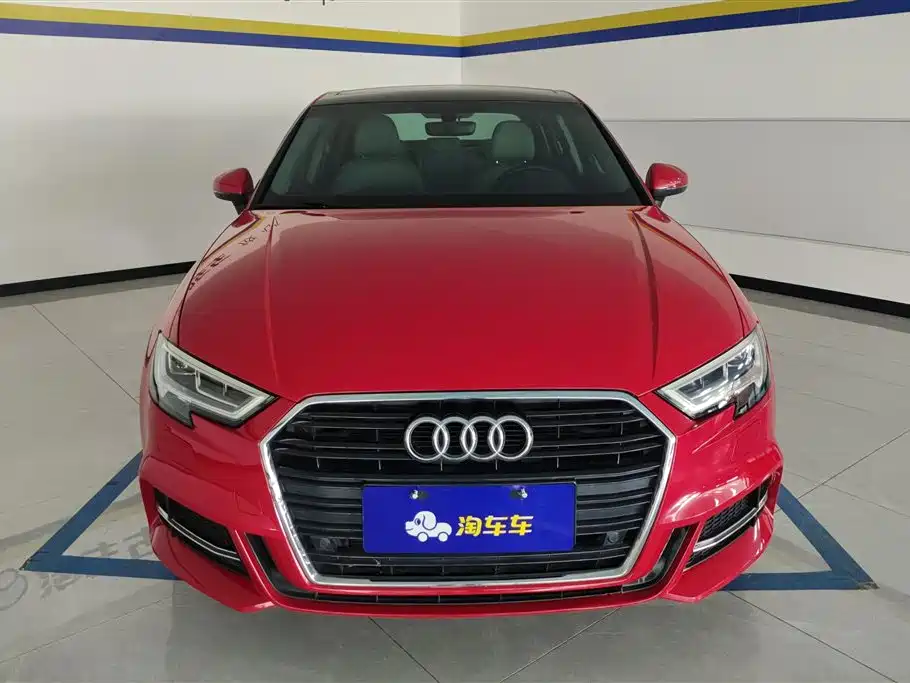 Audi A3 2019 Limousine 35 TFSI Fashion China V фото 2
