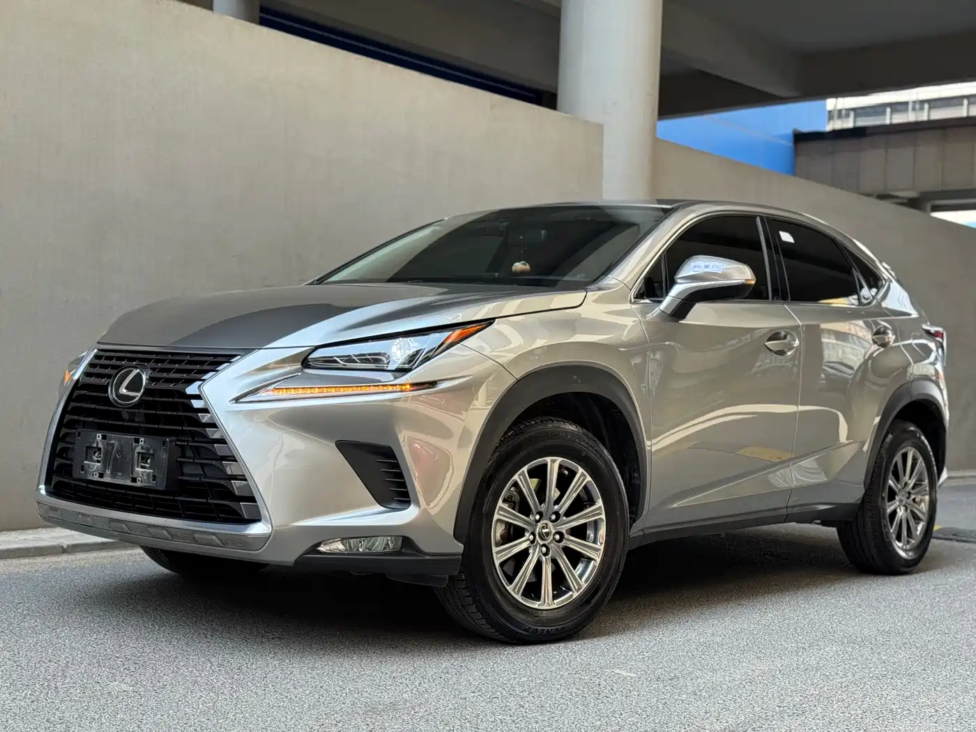 Lexus NX 2020 200 FWD Sharp Edition China VI