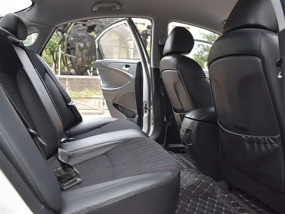 Hyundai Sonata 2012 2011 2.0L Auto Leading Edition