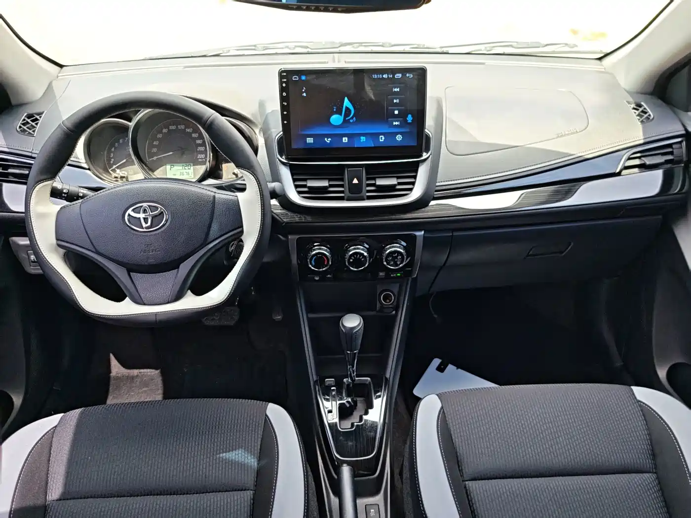 Toyota Yaris, миниатюра 8