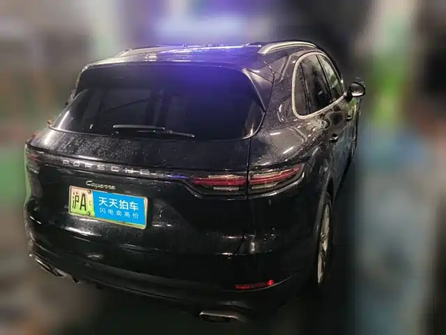 Porsche Cayenne New Energy 2021 Cayenne E-Hybrid 2.0T — фото 2