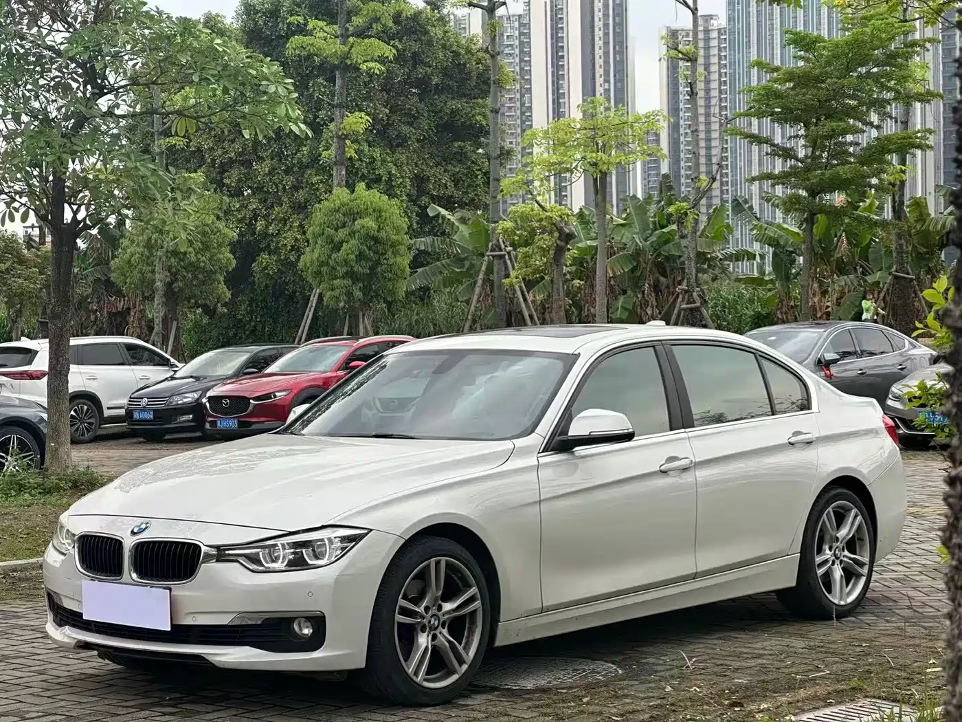 BMW 3 Series 2017 318Li Fashion