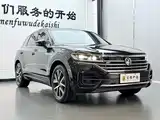 Фото 3 - Volkswagen Touareg