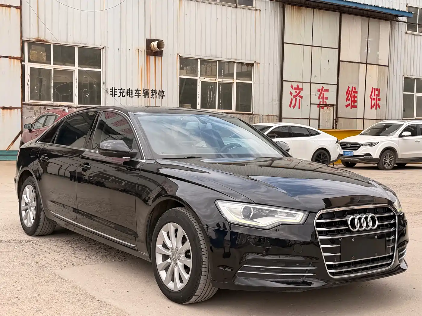 Audi A6L 2014 30 FSI Comfort фото 3