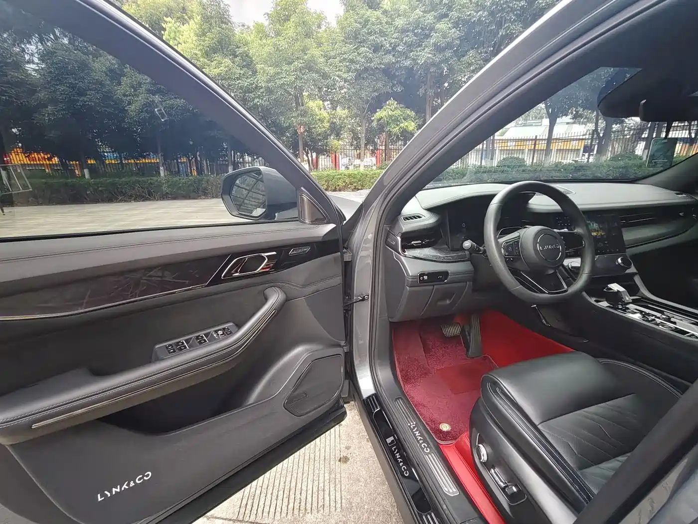 Lynk & Co 09 2022 2021 2.0T Halo 6-Seater