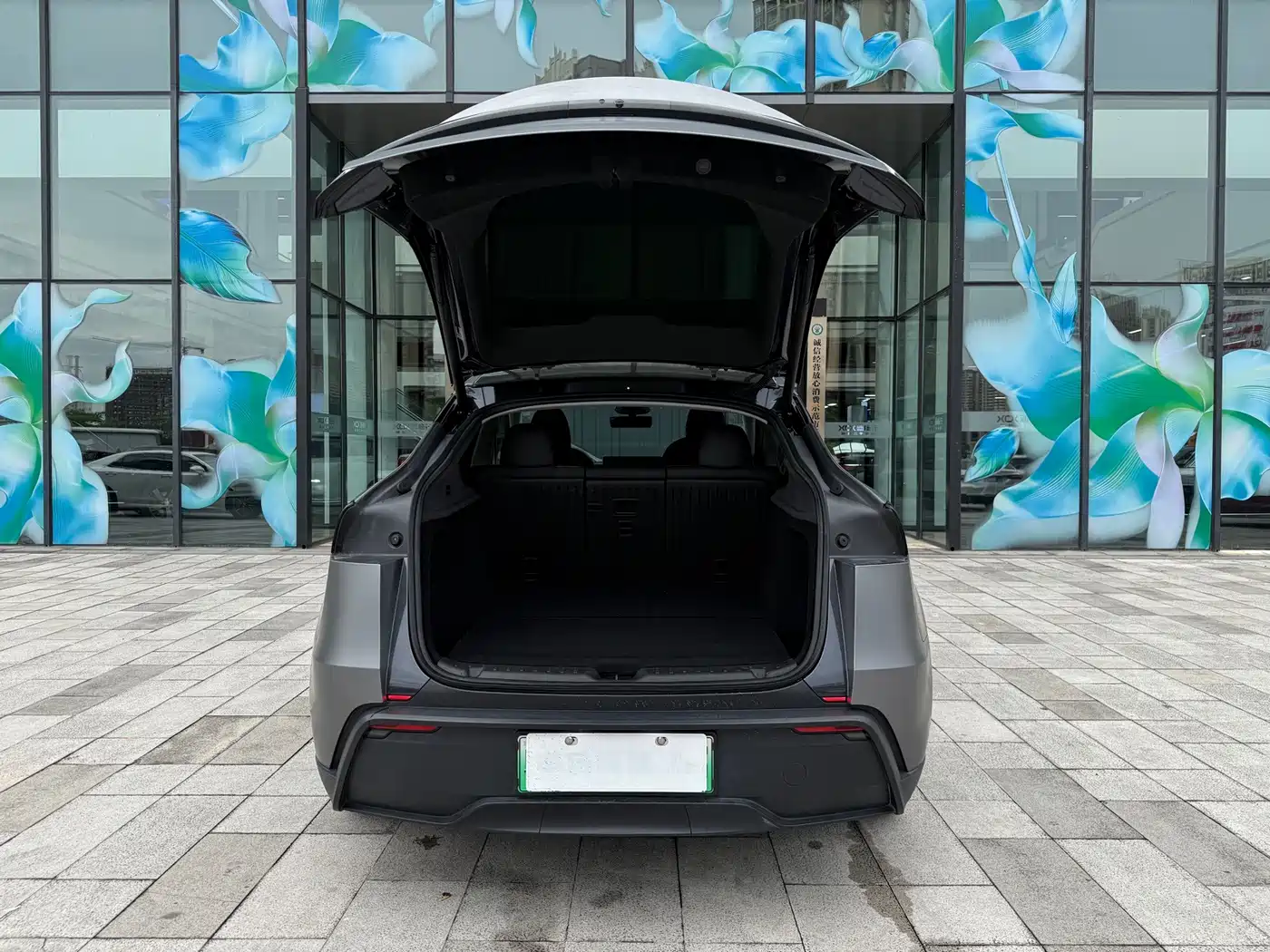 Фото 11 - Tesla Model Y