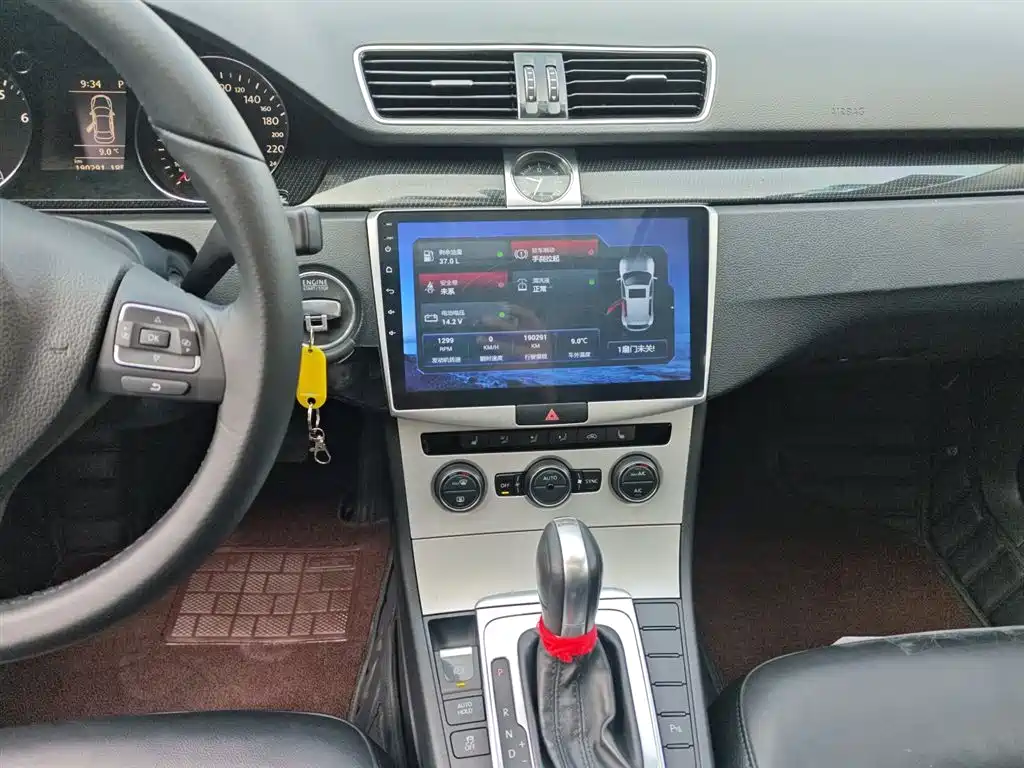 Volkswagen Magotan 2015 1.8TSI Luxury фото 13