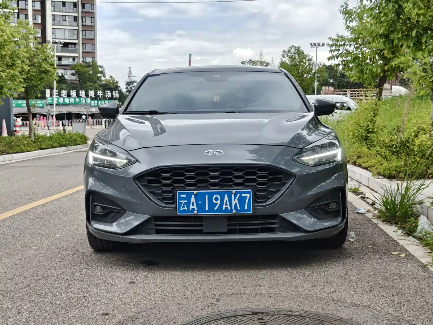Photo 2 - Ford Focus
