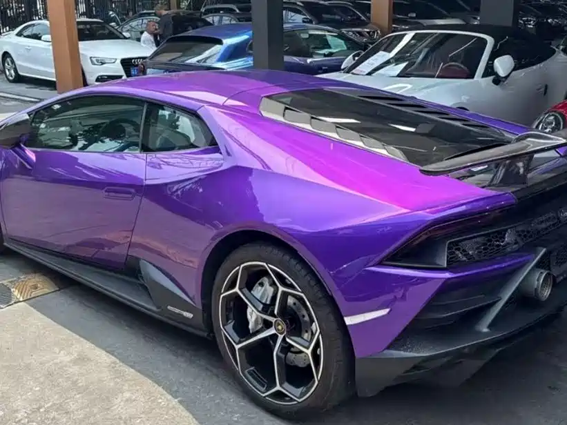 Lamborghini Huracán 2020 Huracán EVO RWD фото 2