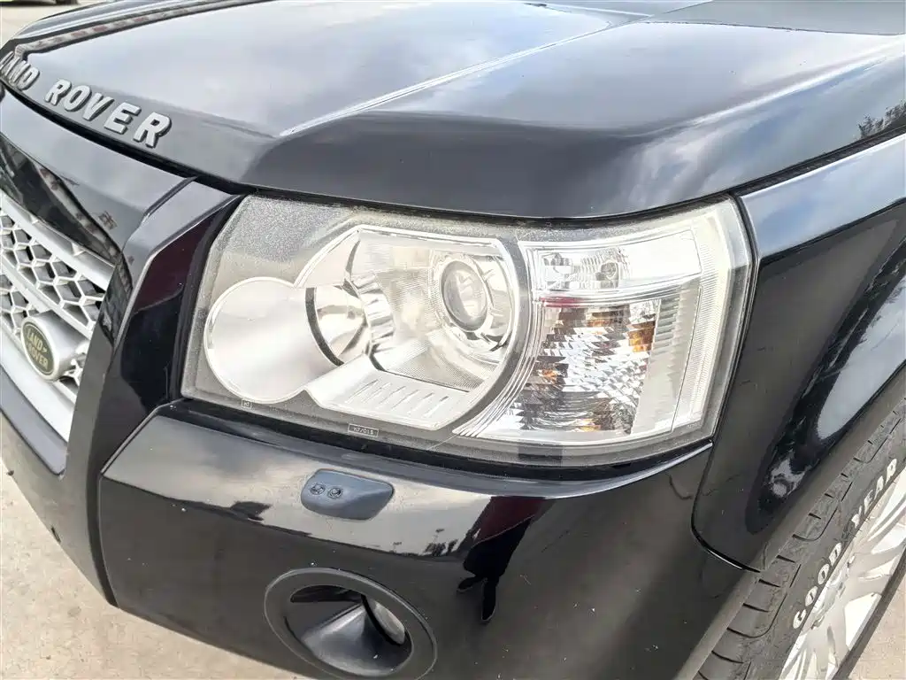 Land Rover Freelander 2 2010 3.2 i6 Automatic HSE Petrol фото 10