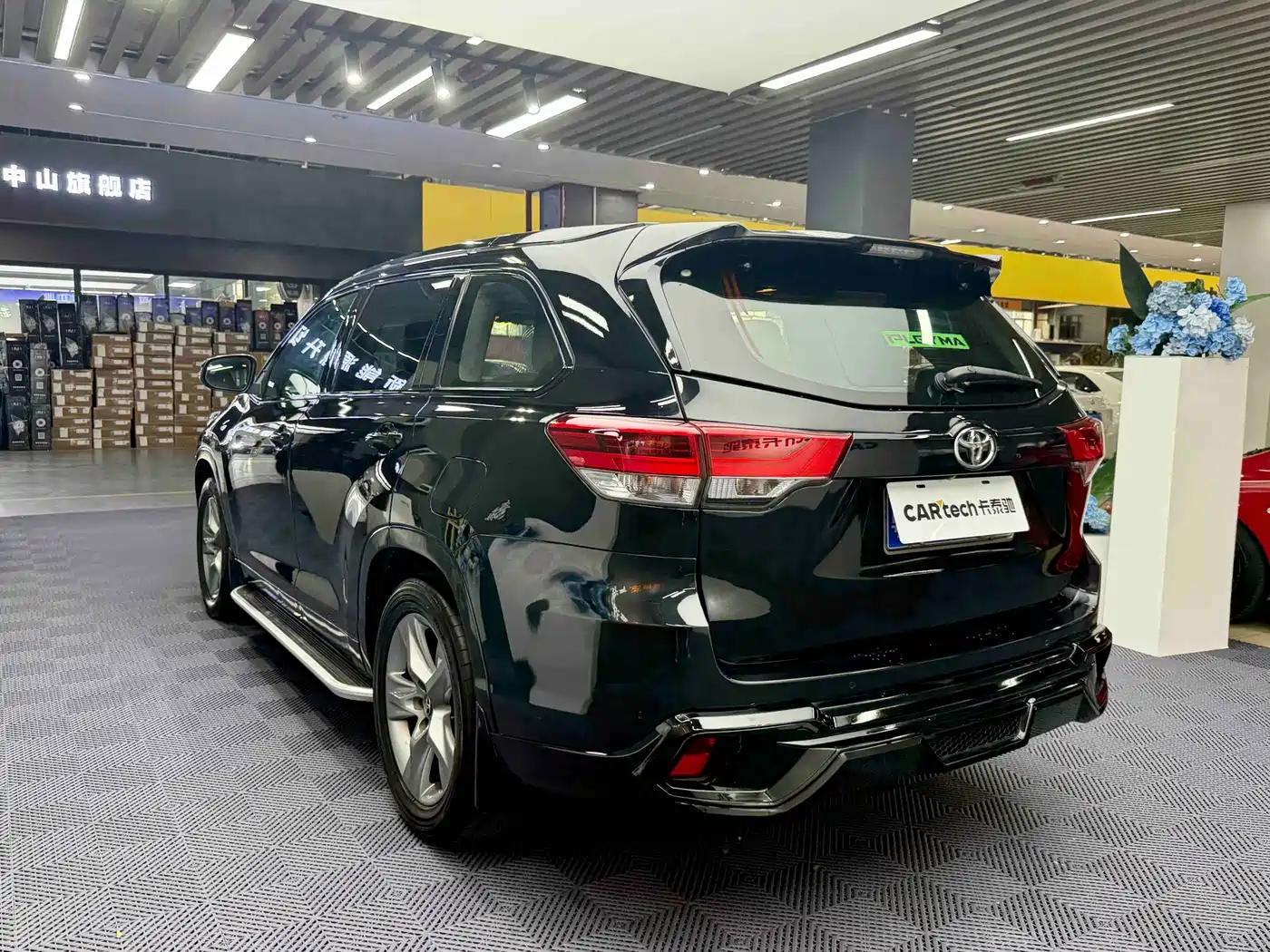 Toyota Highlander 2018 2.0T 2WD Premium 7-seater (China V) фото 12