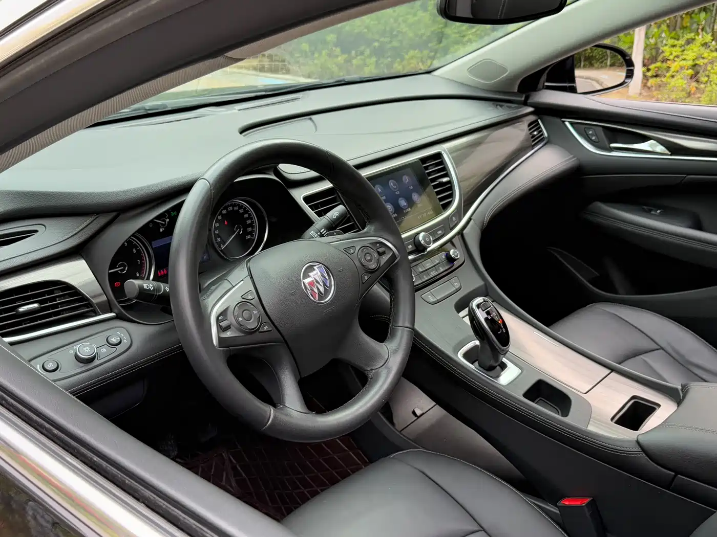 BUICK LACROSSE