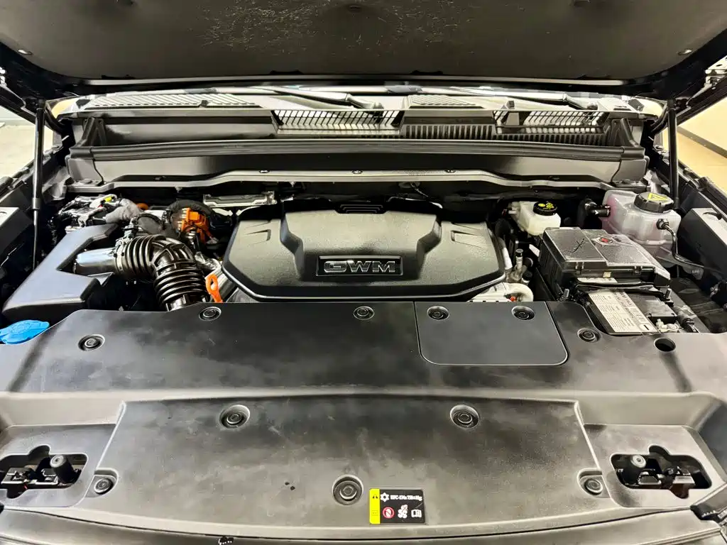 Tank 400 New Energy 2024 2024 Hi4-T Urban Edition