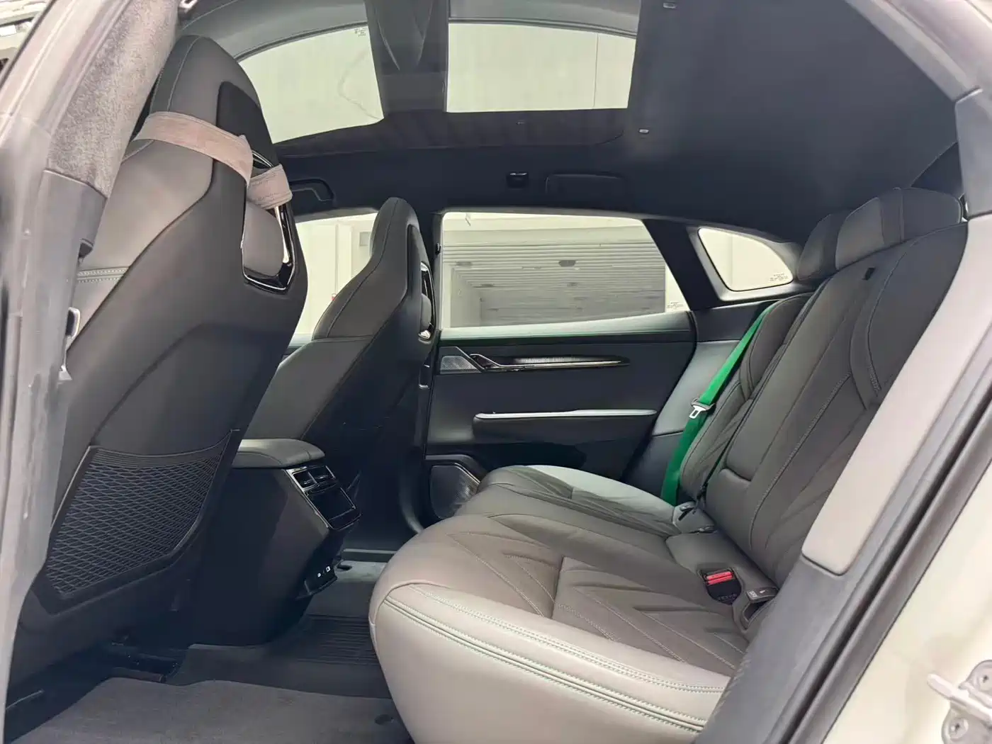 ZEEKR EXTREME KRYPTON 001