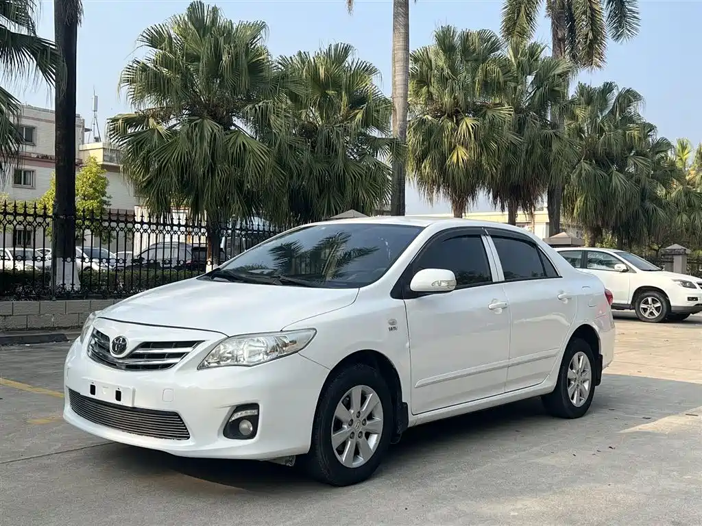 Toyota Corolla 2013 Special Edition 1.6L Auto Ultimate Cool GL