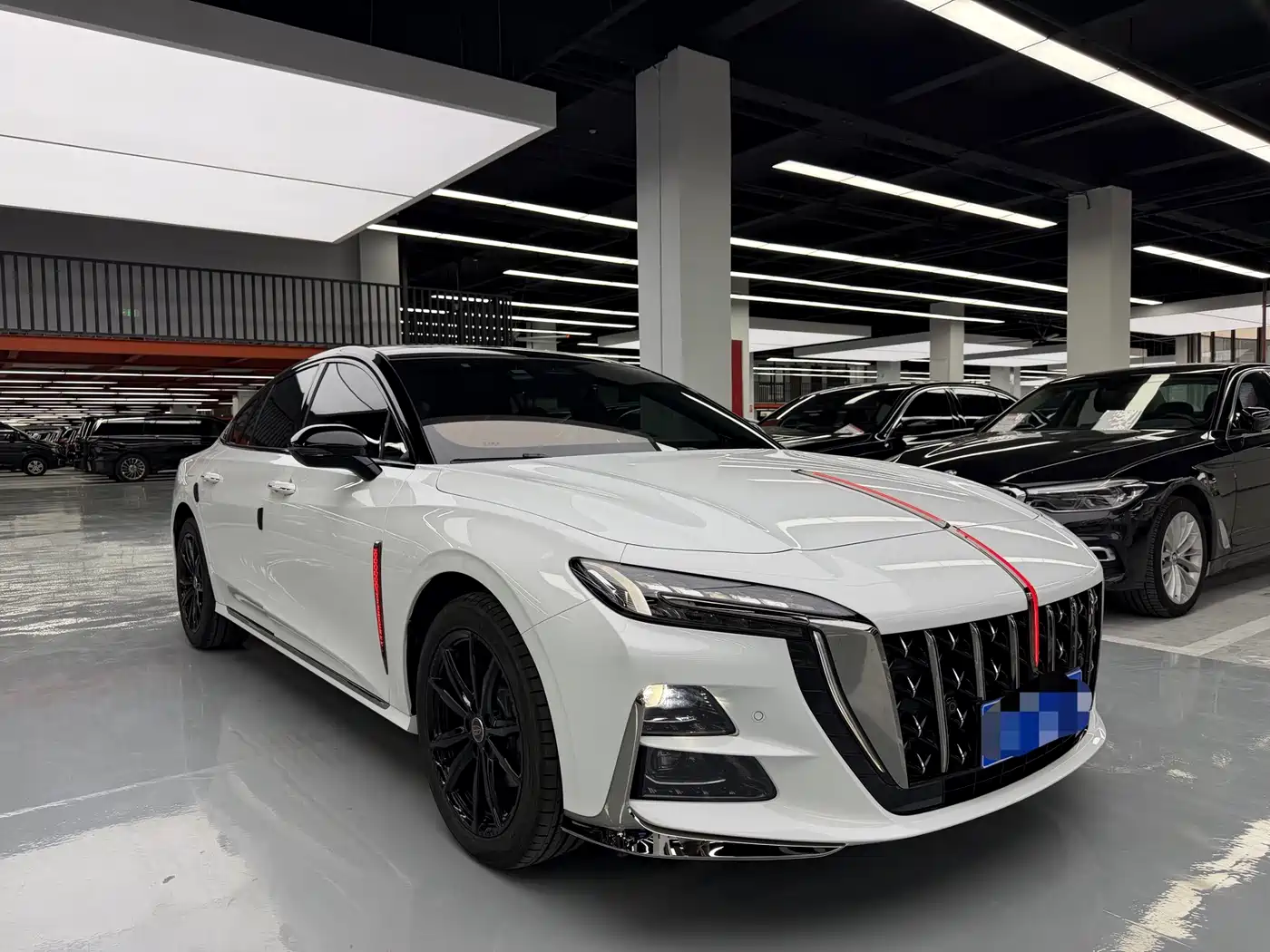 2025 Hongqi H6