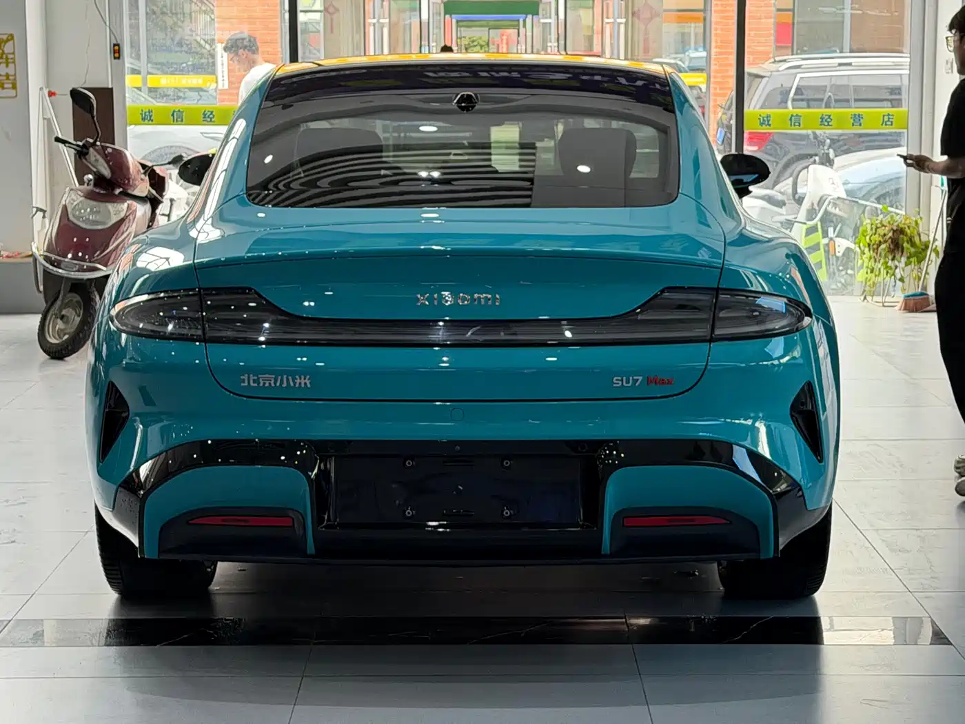 XIAOMI CAR XIAOMI SU7