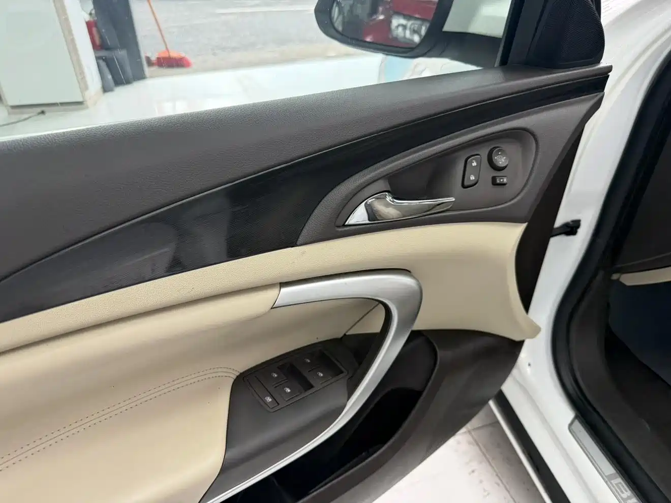 Buick Regal 2015 2.0L Leading Fashion Model фото 19