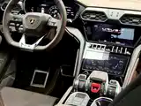 Фото 5 - Lamborghini Urus