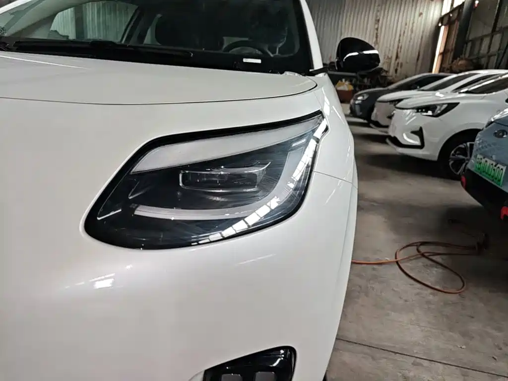 Aion UT 2026 2025 Model 330 Starlight Edition