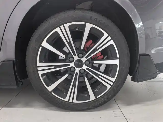 Фото 7 - Geely Preface
