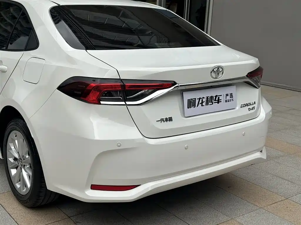 Toyota Corolla 2021 1.2T S-CVT Elite PLUS Edition фото 20