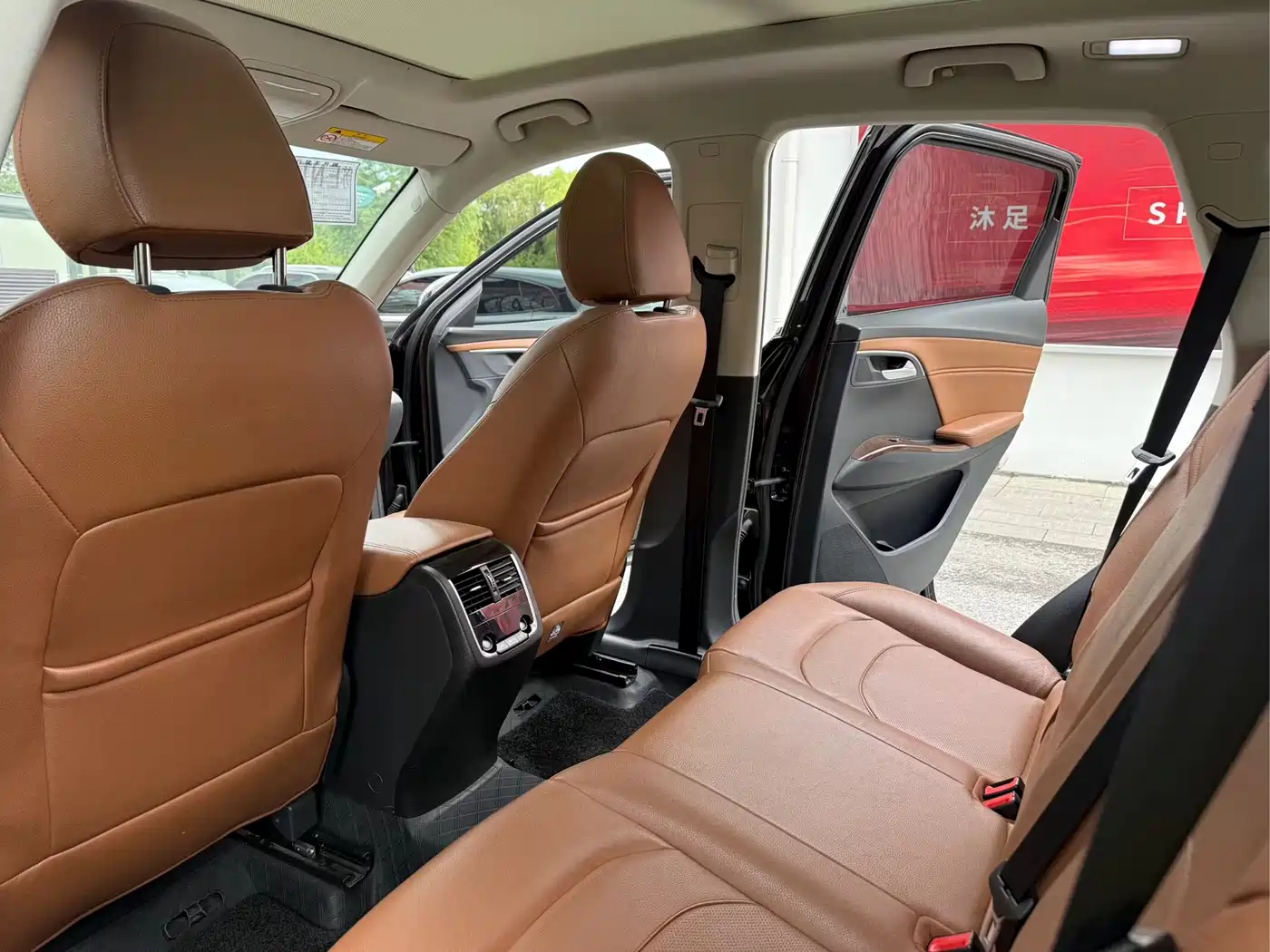 Borgward BX7 2016 2016 28T 2WD Luxury 7-seater
