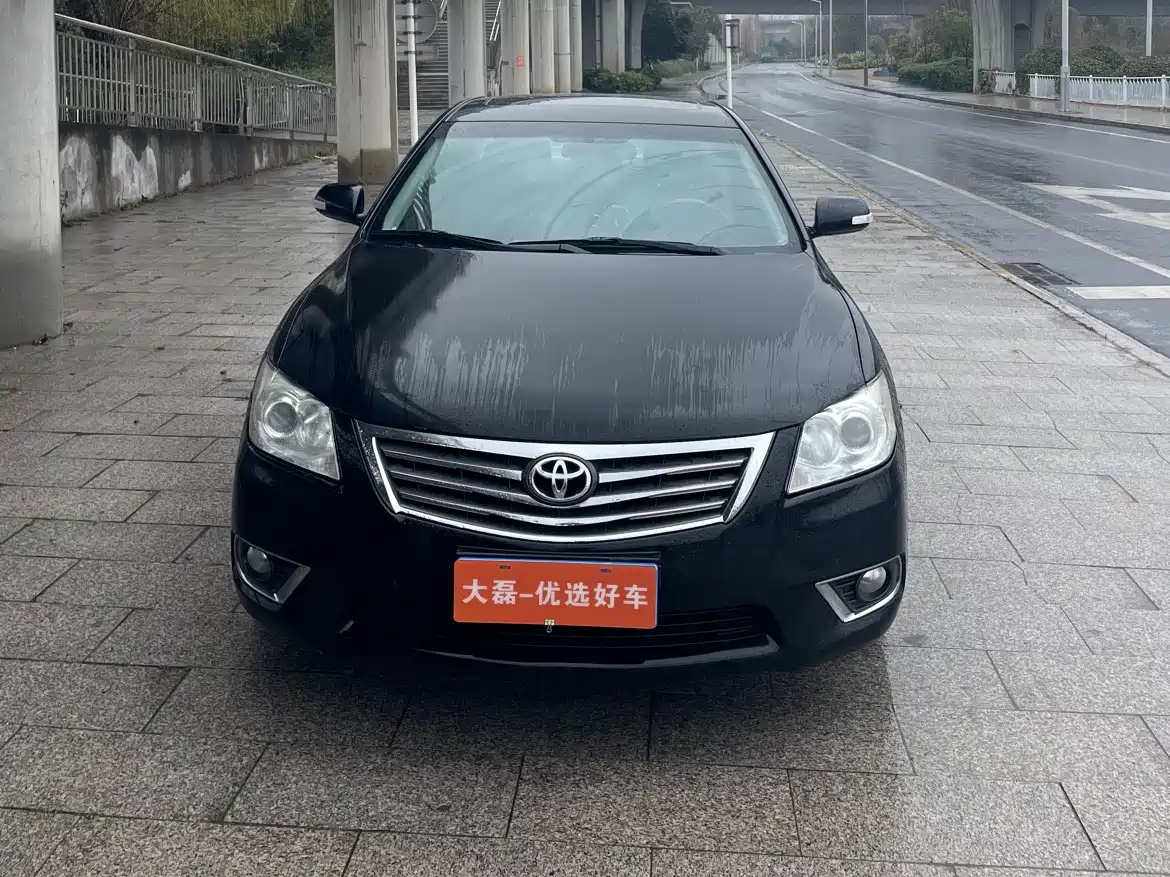 Toyota Camry 2011 240G Classic Anniversary Edition фото 2