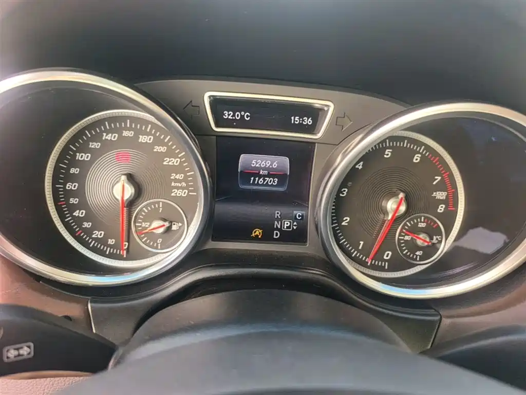 Mercedes-Benz GLE 2017 GLE 320 4MATIC Dynamic фото 12