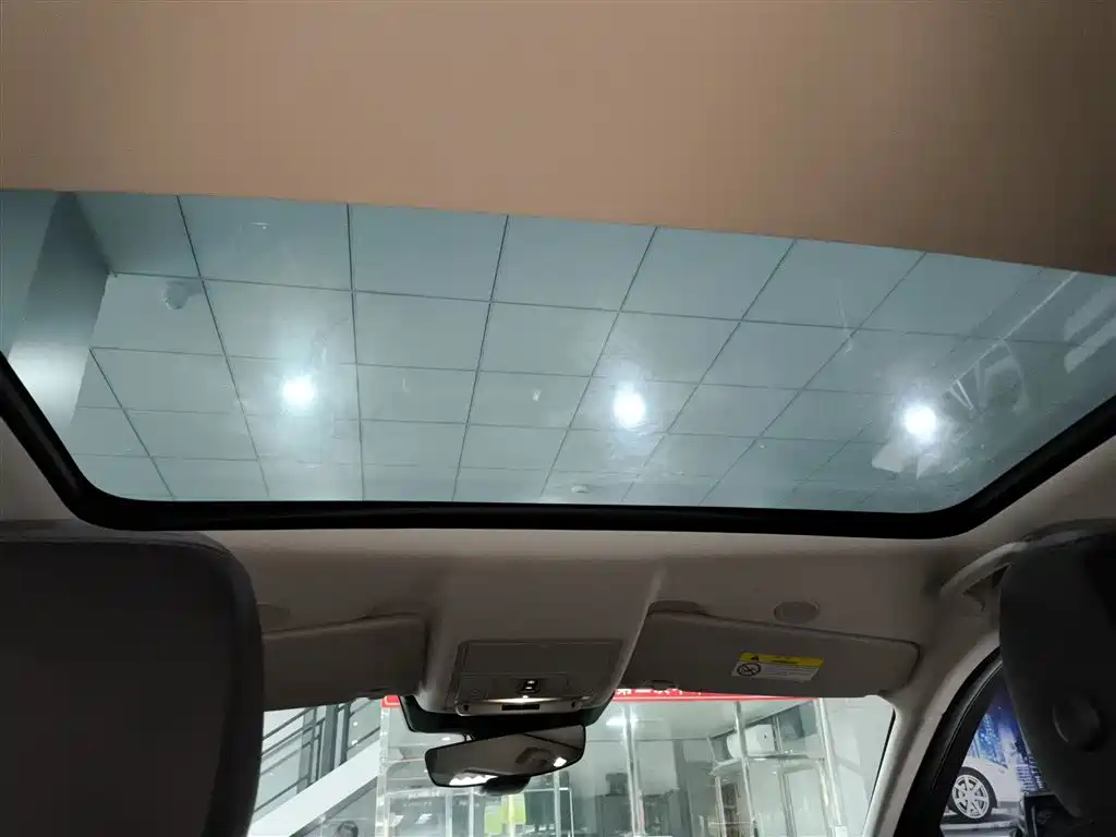 Land Rover Discovery Sport 2024 Performance Technology Edition фото 14