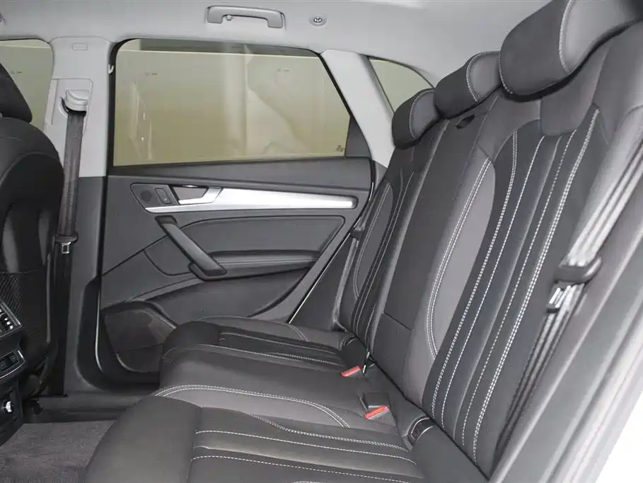 Audi Q5L 2023 40T Fashion Dynamic фото 8