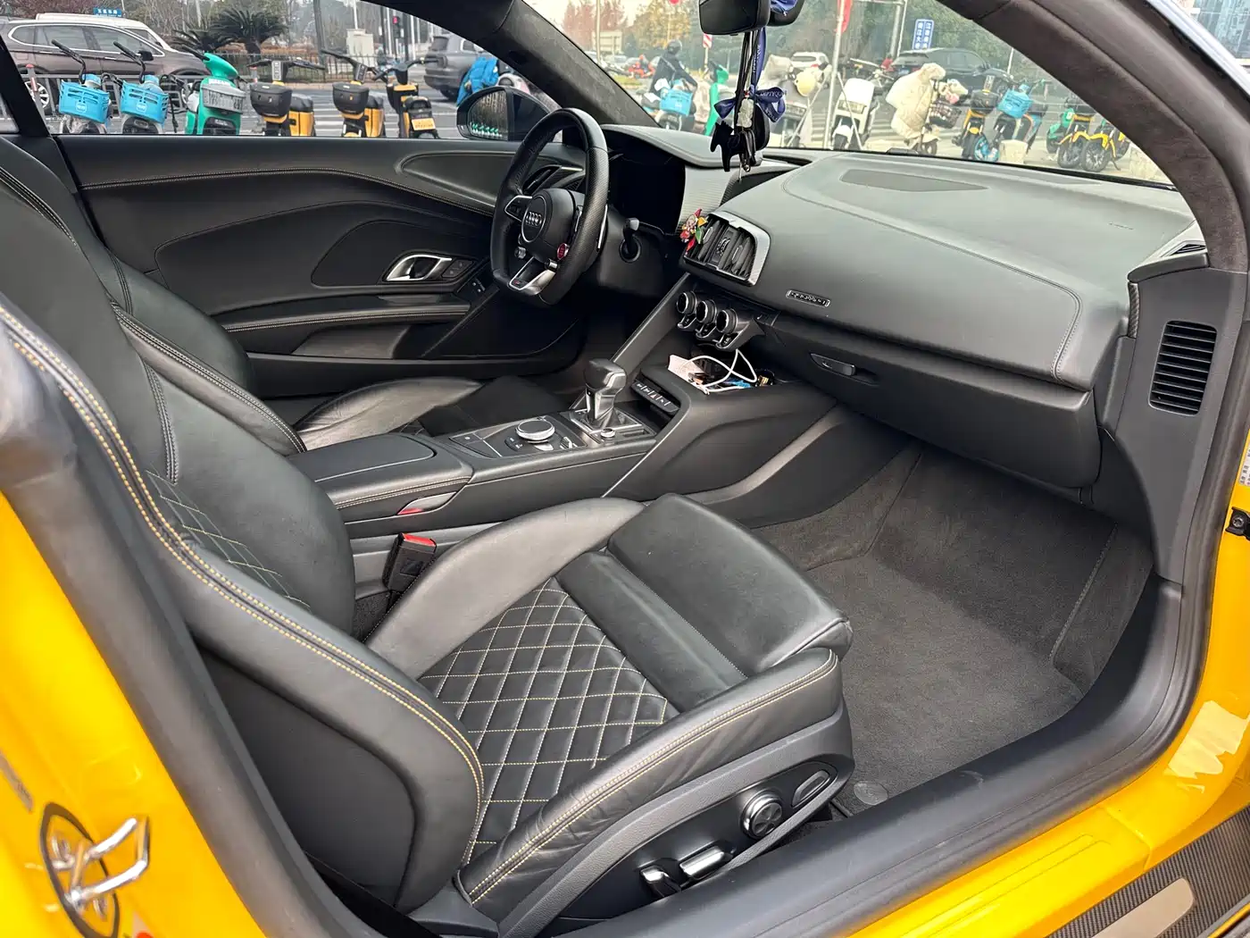 Audi R8 2016 V10 Coupe Performance фото 7