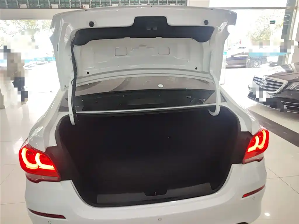Chevrolet Cavalier 2019 320 Automatic Joy Edition фото 19