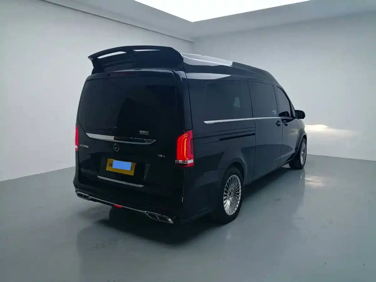 Mercedes-Benz V-Class 2020 Model V 260 L Long Wheelbase Luxury фото 6