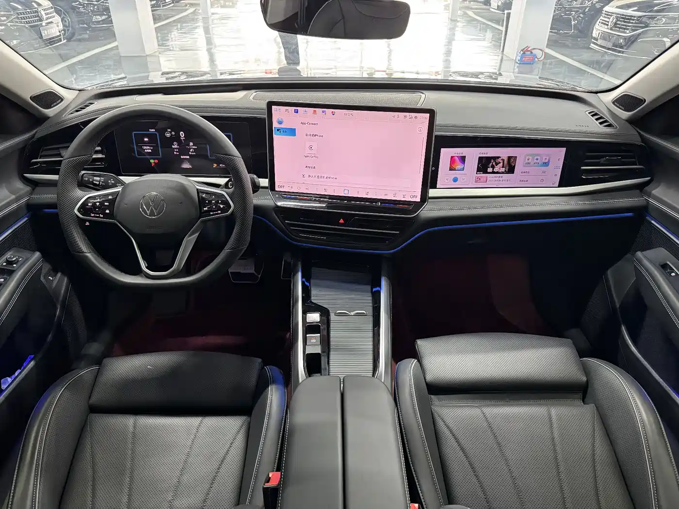 Volkswagen Passat 2025 Model Pro 380TSI Starlight Dragon Edition фото 9