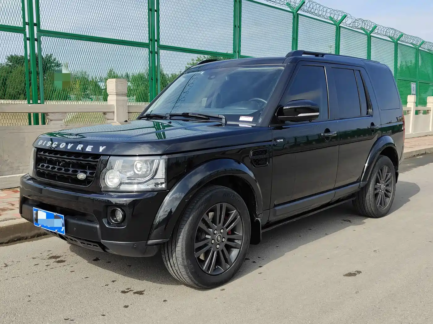Land Rover Discovery 2016 3.0 SC V6 HSE