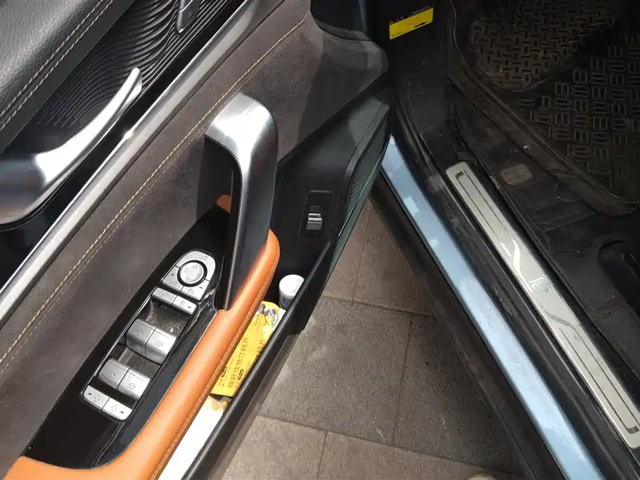 BYD Tang New Energy 2023 Model DM-i Champion Edition 112KM Premium фото 7