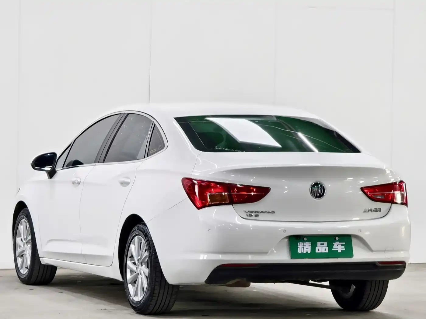 Buick Verano 2017 Sedan 15S Automatic Progressive фото 6