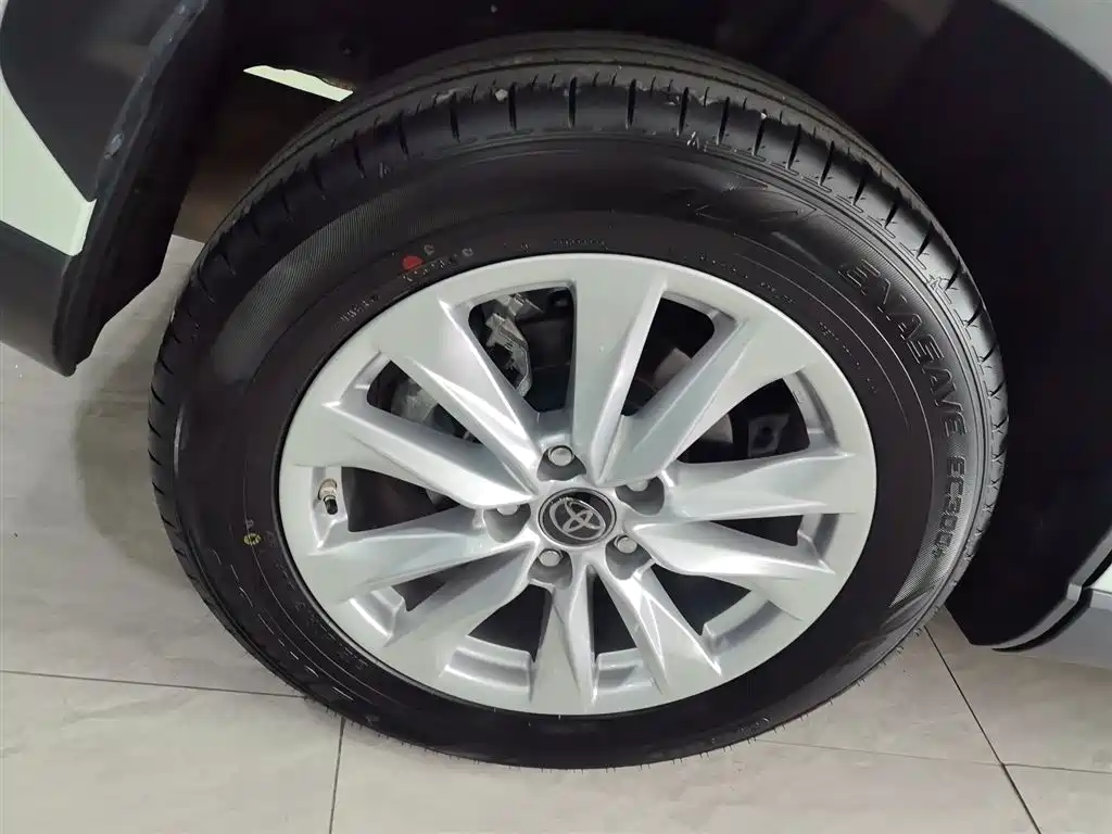 Toyota Corolla Cross 2023 2.0L Pioneer Edition фото 22
