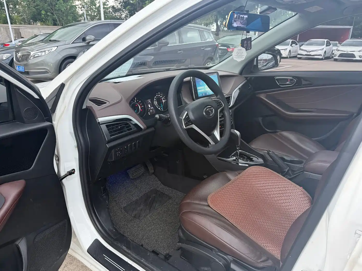 Soueast A5 Wing Dance 2019 2019 1.5L CVT Premium Edition China V