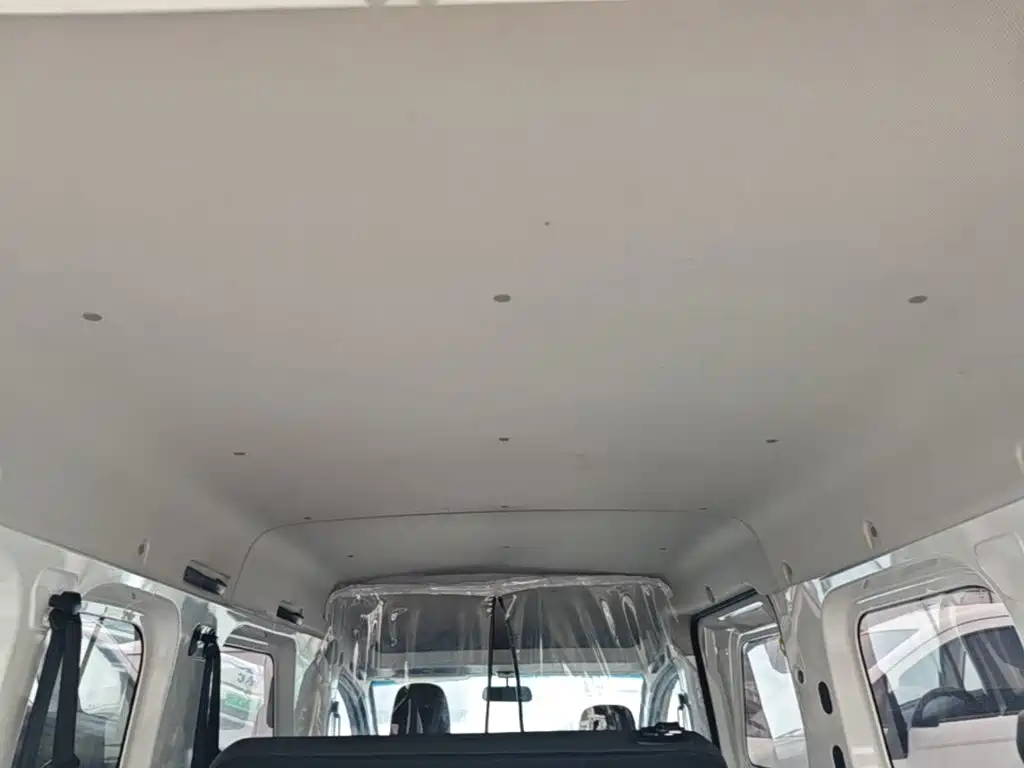 Yufeng Auto Yufeng Golden Warehouse 2025 2025 Passenger Version With Slow Charging