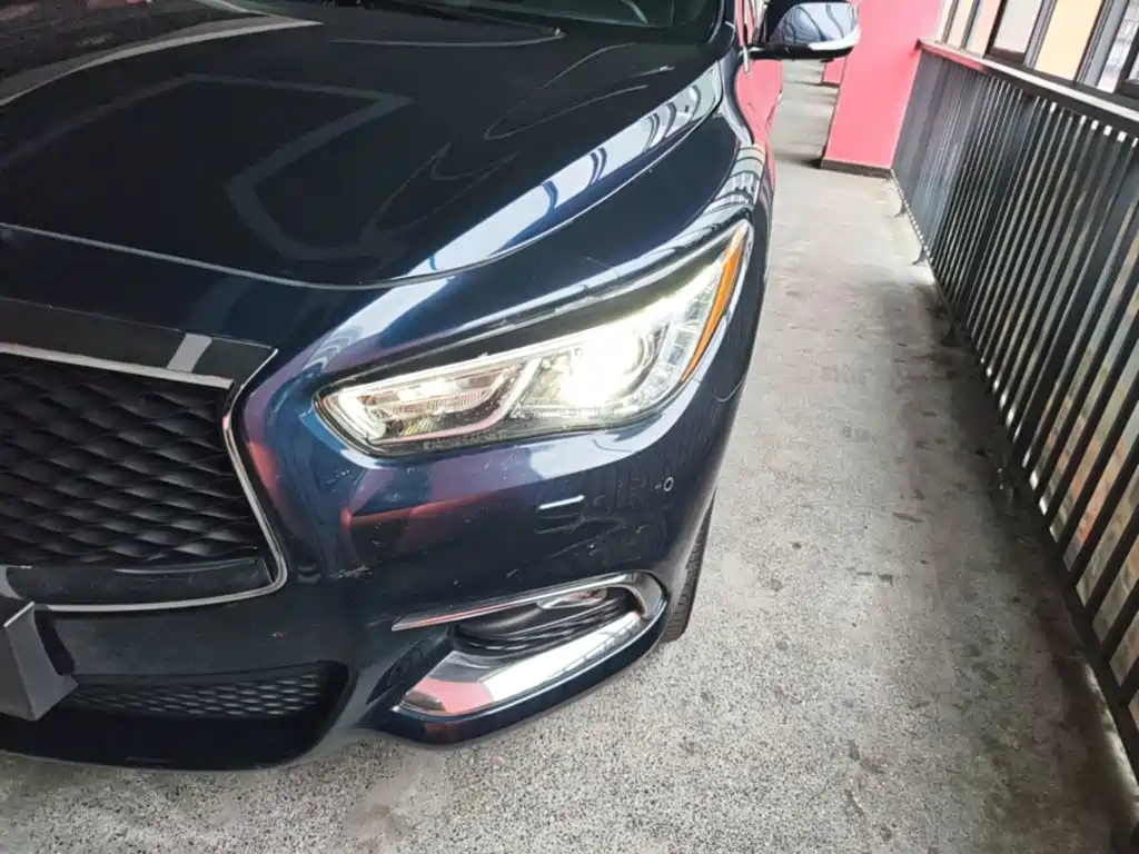 صورة 24 - Infiniti QX60 (Import)