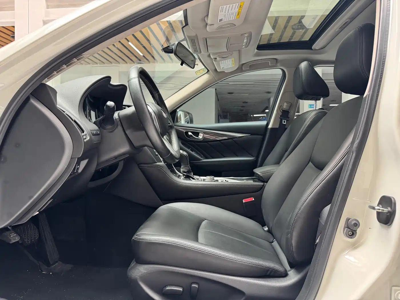 Infiniti Q50L 2023 2022 2.0T Premium Edition