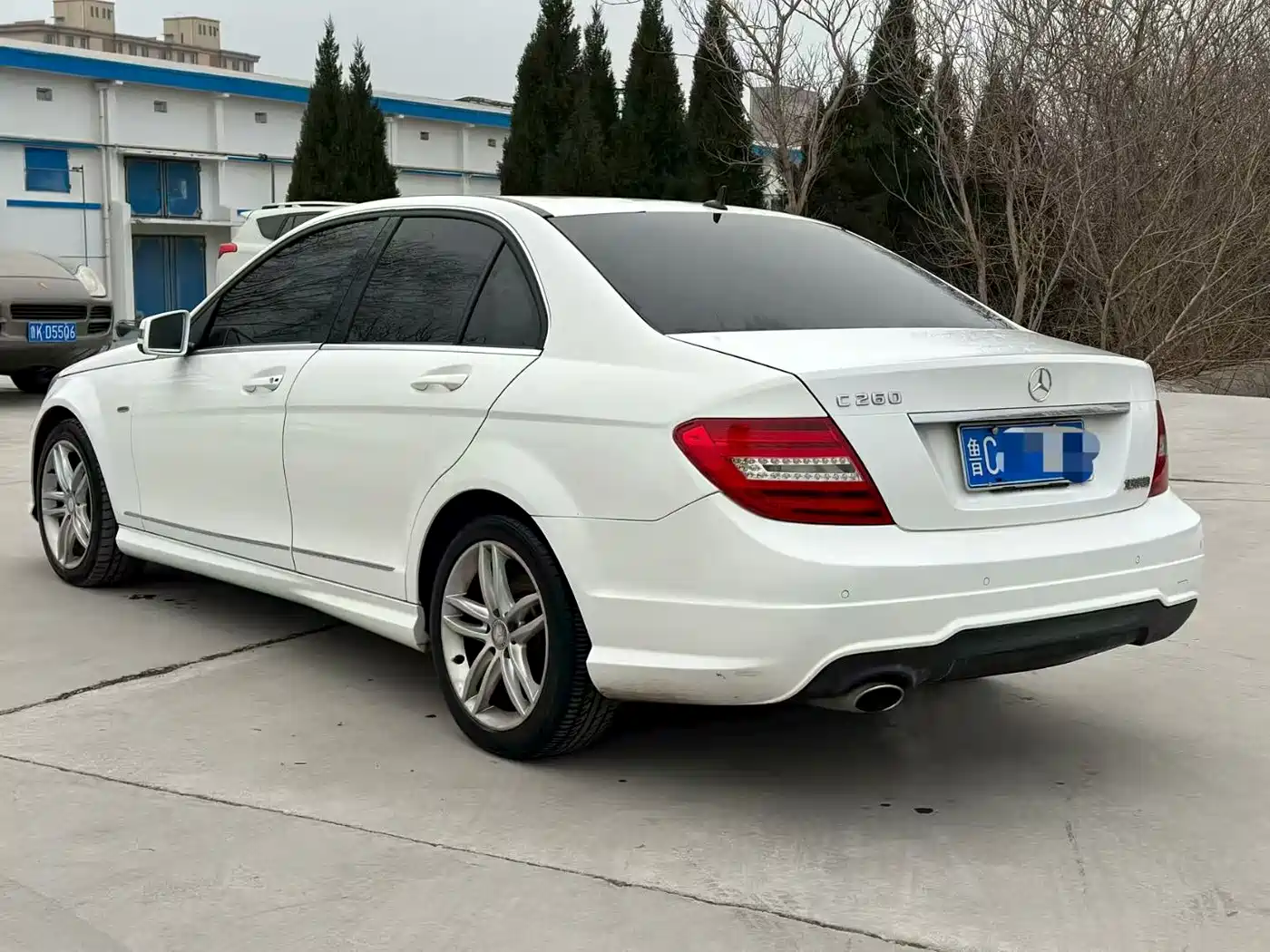 Mercedes-Benz C-Class 2013 C 260 Fashion Grand Edition фото 3