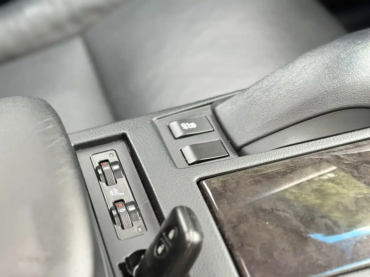 Lexus RX Classic 2013 Model 270 Luxury фото 16