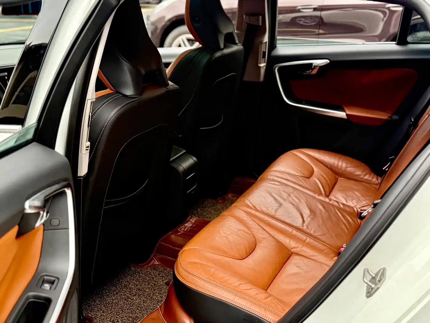 Volvo V60 2014 2014 T5 Wisdom & Elegance