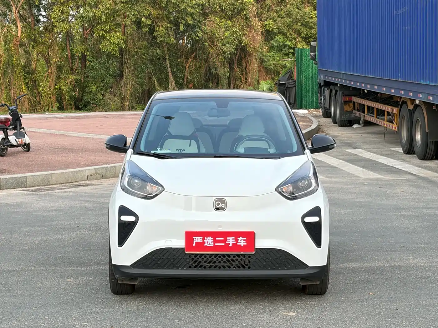 QQ New Energy Little Ant 2025 2024 Facelift Youth Edition 321km Favorite 29.23kWh